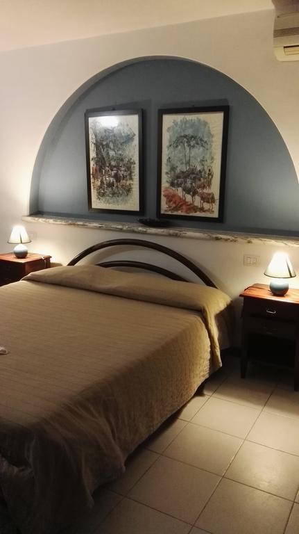 B&B Villa Acero Marina Di Carrara Ruang foto